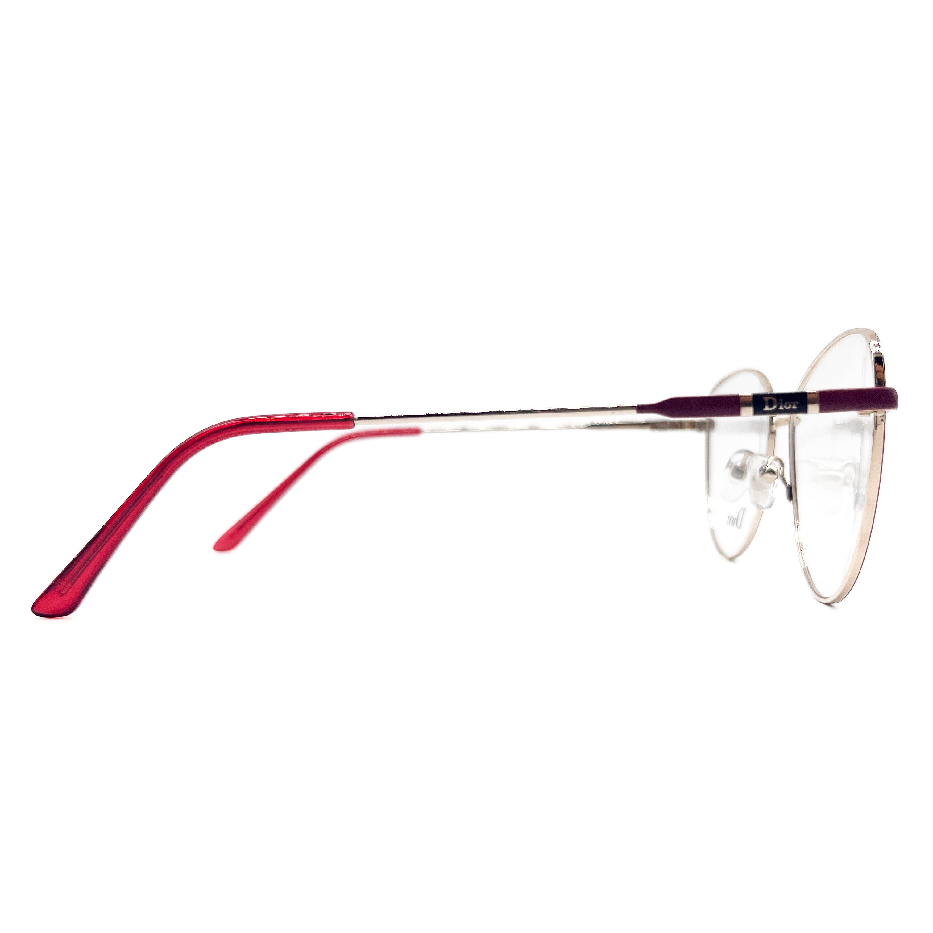 Gafas para mujer en Óptica Servivisión en el centro de Bogotá.