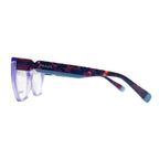Gafas para mujer en Óptica Servivisión en el centro de Bogotá.