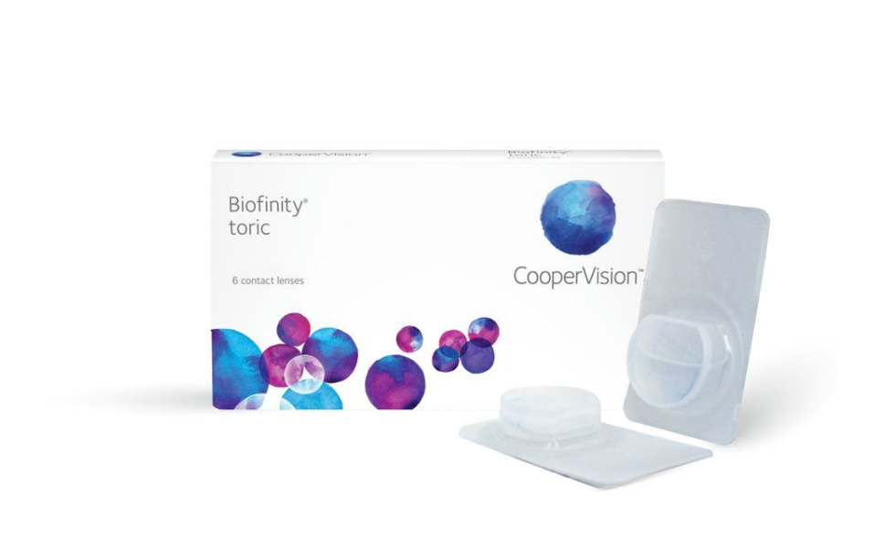 Lentes de contacto en Óptica Servivisión en el centro de Bogotá.
